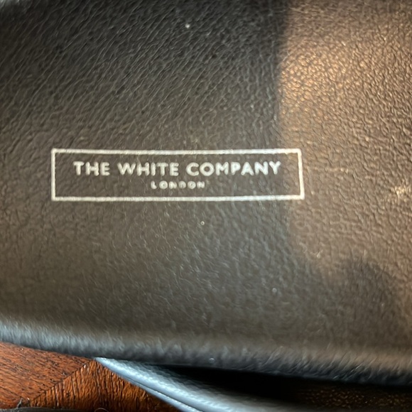 The White Co. London  slides  sandals  black leather  Double twist top Size 37 6 - Picture 4 of 11